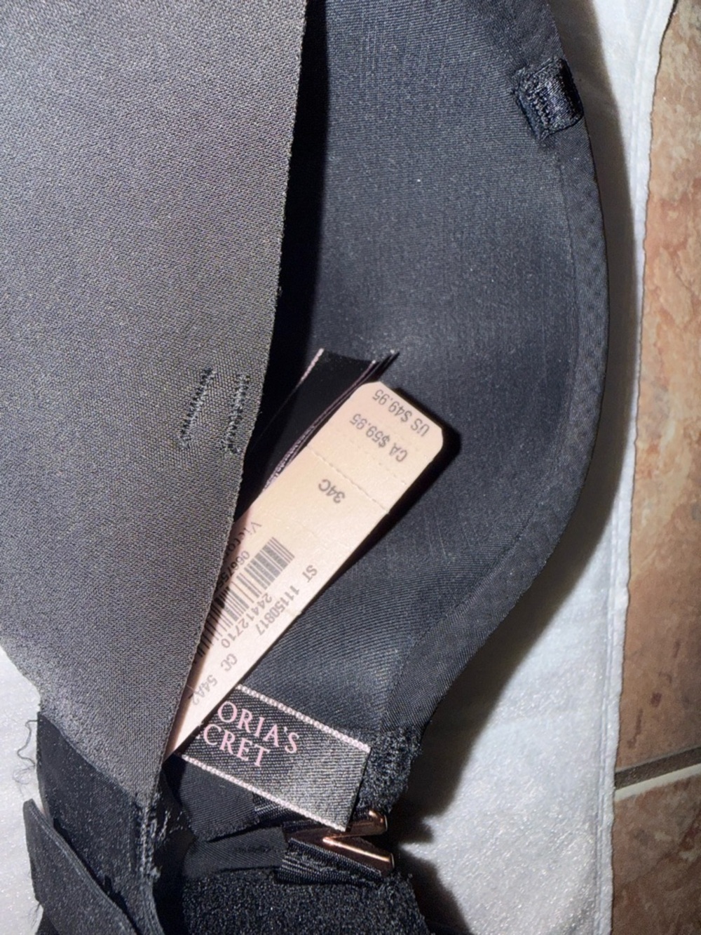 2 pack Victoria's Secret Strapless Bra in Black and Cream
